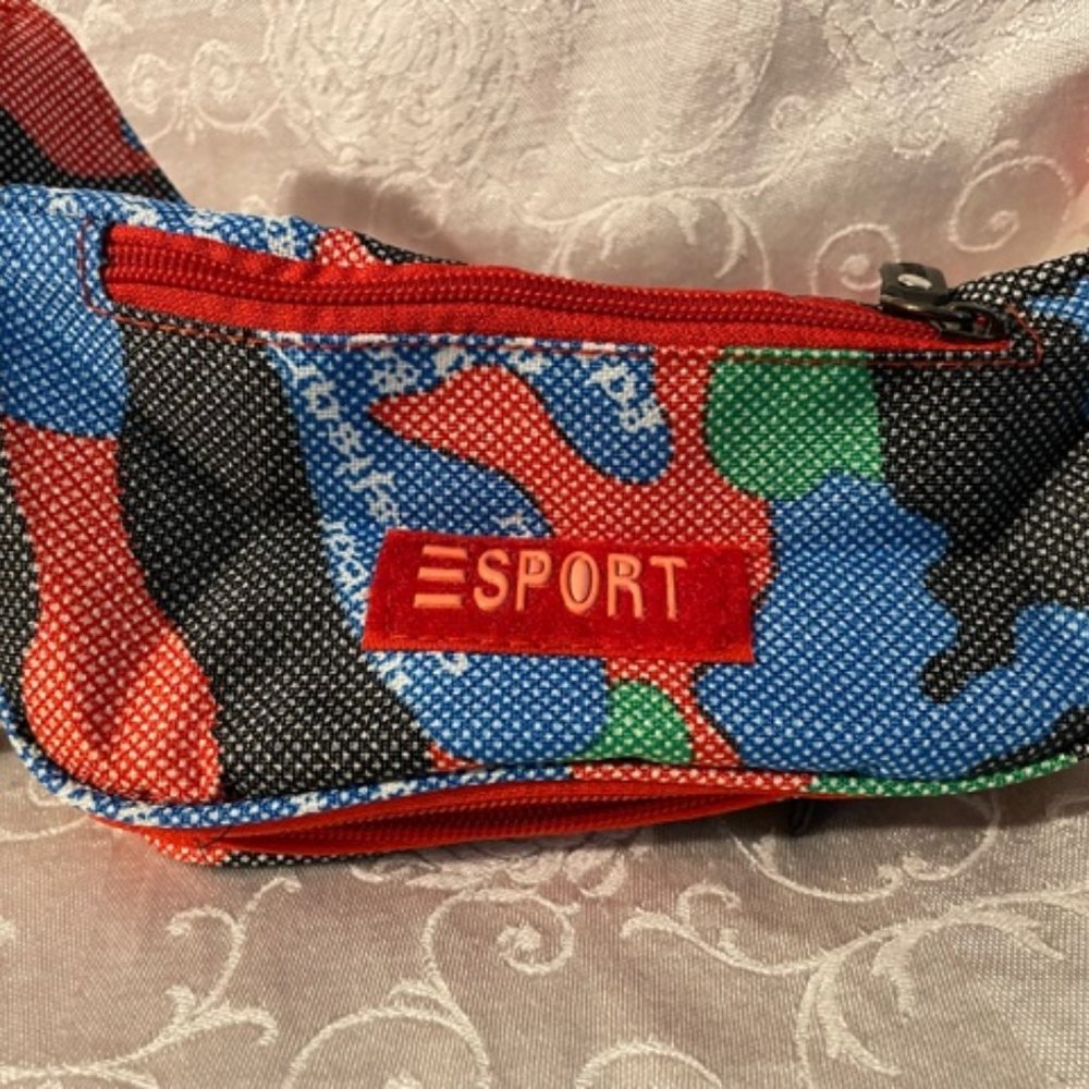 Colorful Sport printed canvas fanny pack. NWOT - Picture 9 of 10